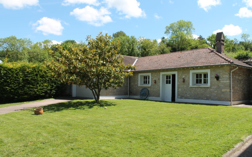 Maison de Maître dans Village recherché du Vexin