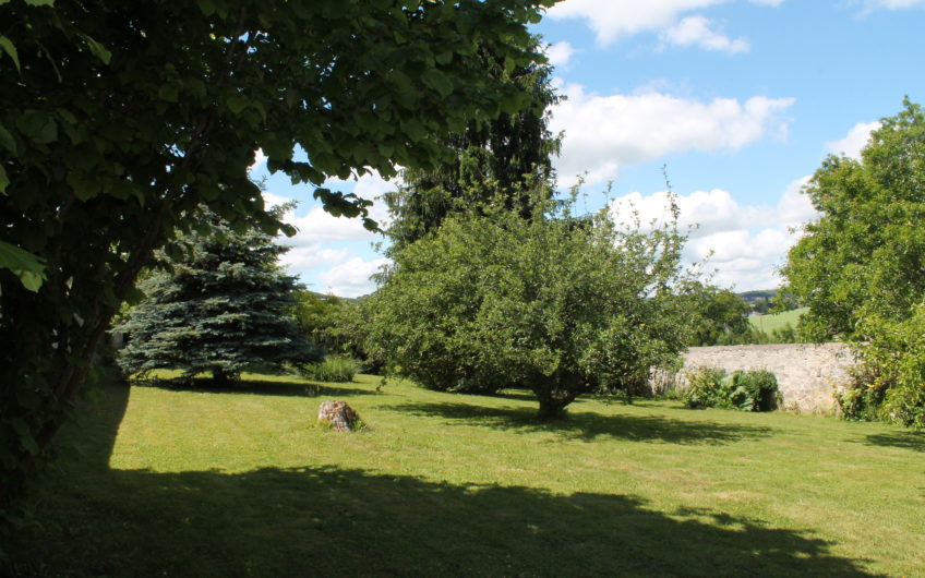 Maison de Maître dans Village recherché du Vexin